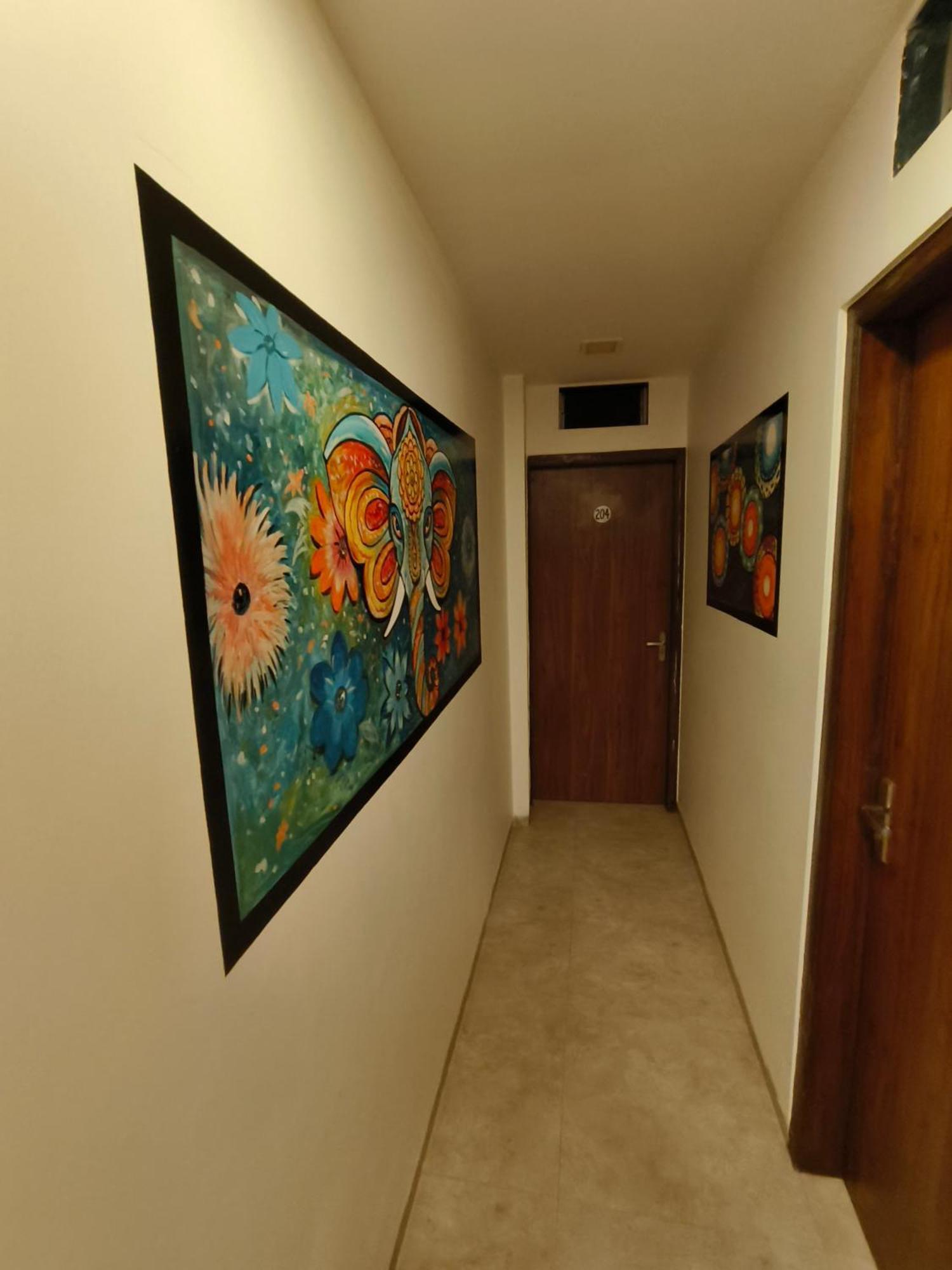 Hotel Beach Crown Juhu Bombay Eksteriør billede